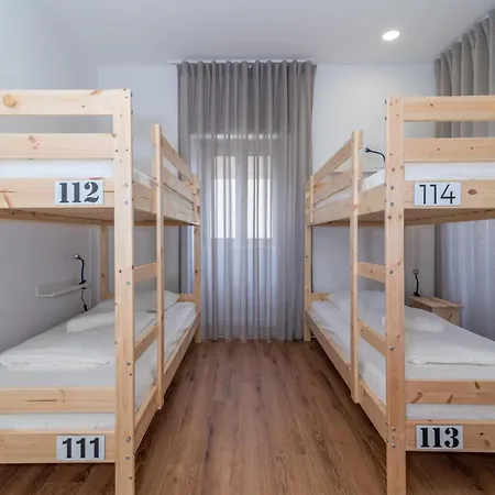 Hostel Dude