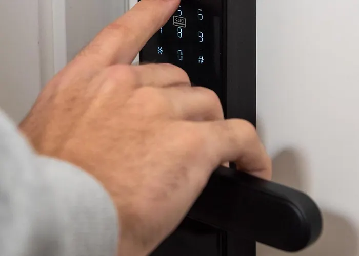 Dude Хостел Фигейра-да-Фош